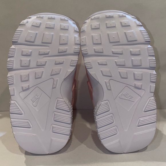 Nike Toddler Huarache Run SE (TD) ONLY PINK** - Picture 9 of 12